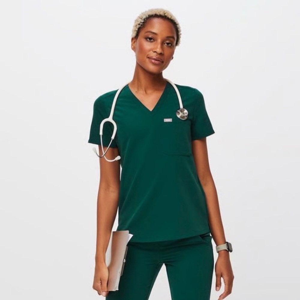 Figs Forest Green Catarina One-Pocket Scrub Top